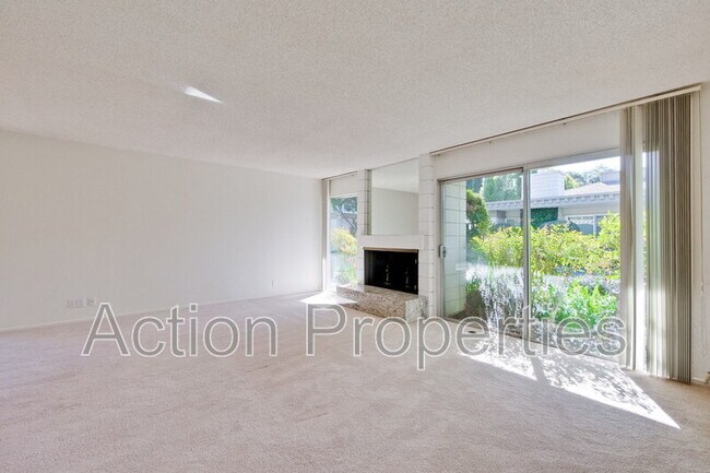 Building Photo - 71 Los Altos Square
