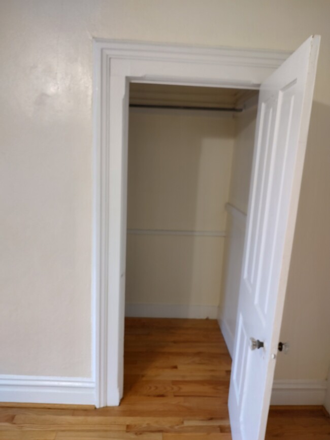 Bedroom walk-in closet - 717 W S St