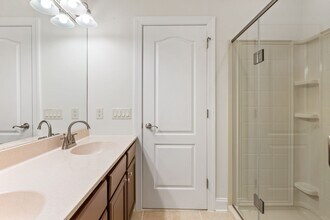 Interior Photo - Barclay Square at Princeton Forrestal