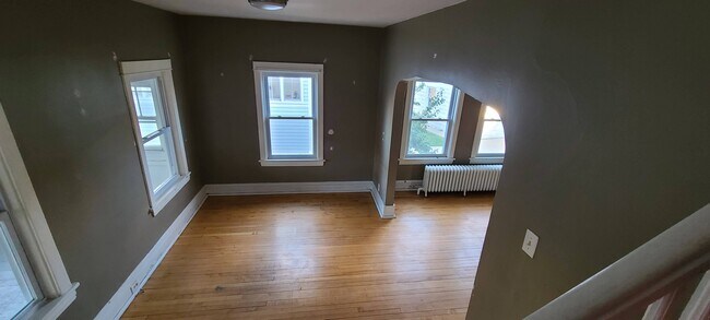 Living Room - 7408 Warren St