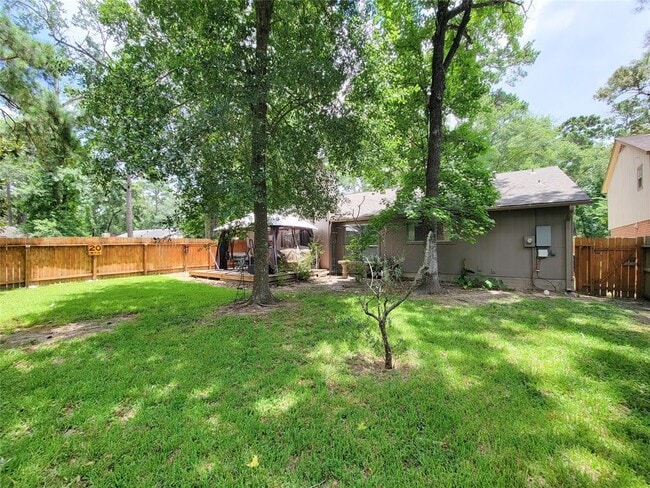 Building Photo - 3735 Hickory Knob Dr