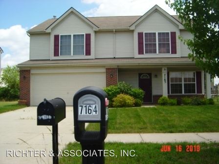 Primary Photo - 7165 Maplelawn Dr