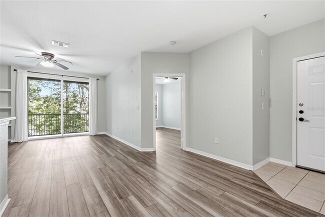 Foto del edificio - 5511 Legacy Crescent Pl