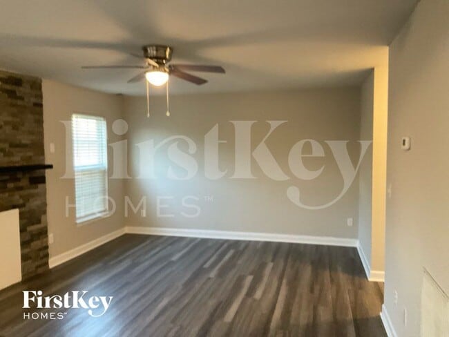 Building Photo - 838 Anchor Way NE