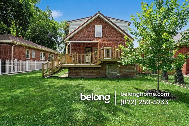 Building Photo - 1718 W 106th Pl