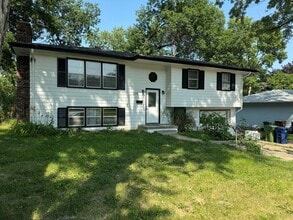 Building Photo - 308 Garden Ave