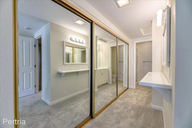 Foto del edificio - 3 br, 2.5 bath House - 777 Hollenbeck Aven...