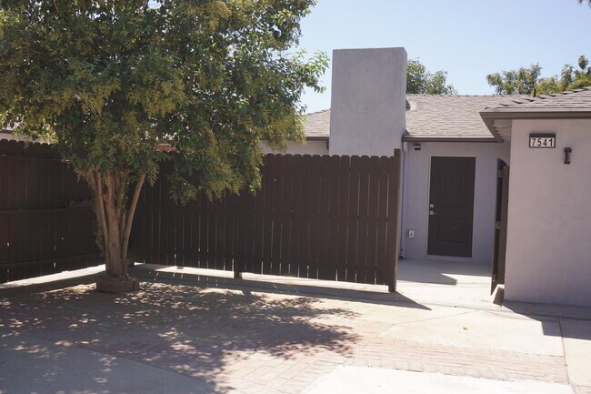 Building Photo - 7541 Enfield Ave