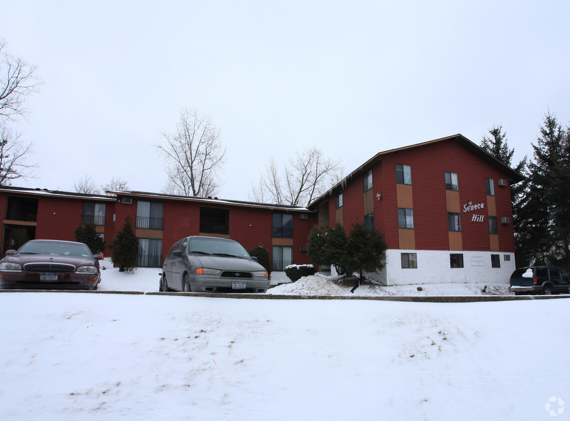 Primary Photo - Seneca Hill Apartments