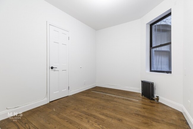 Building Photo - 110 Eighth Avenue