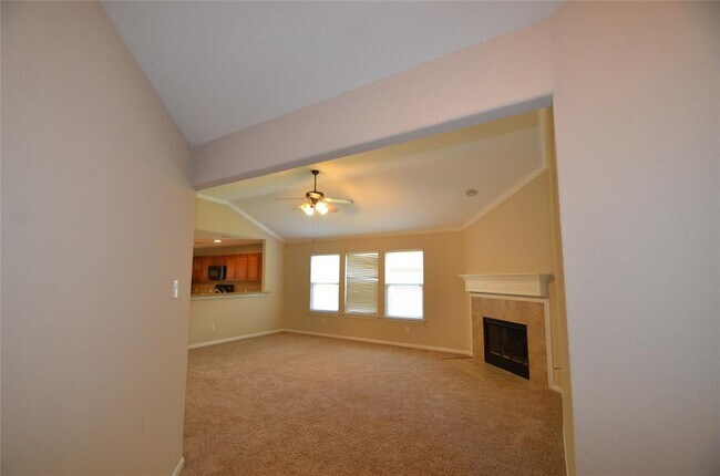 Foto del edificio - 198 Fairwind Trail Dr