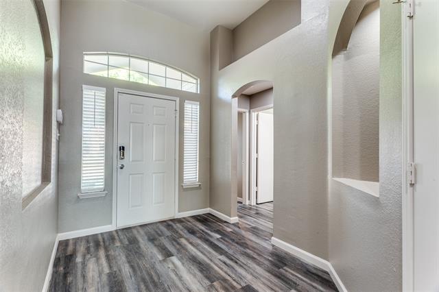 Foto del edificio - 6409 Wolf Creek Ct