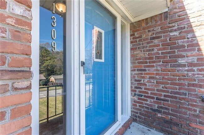 Building Photo - 1309 Weston Dr