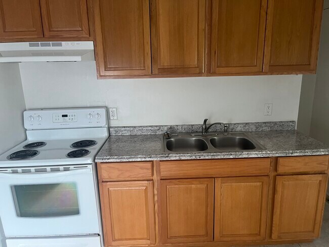 Foto del edificio - 238 E Suttenfield St