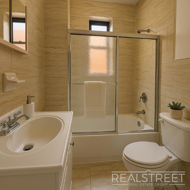 Building Photo - Just in! Well Priced 1 Bed in Bedstuy!