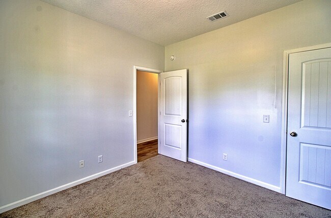 Foto del edificio - 29 Quarter Horse Run