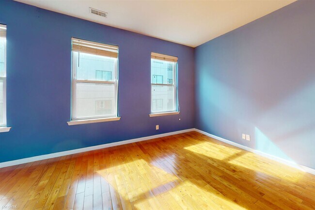 Foto del edificio - 3 br, 2 bath Duplex - 1731 CECIL B MOORE A...