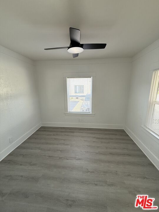 Foto del edificio - 1458 W 36th St