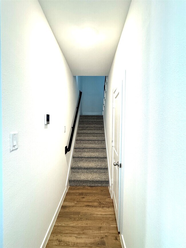 Foto del edificio - 3522 Goldfinch Woods Dr