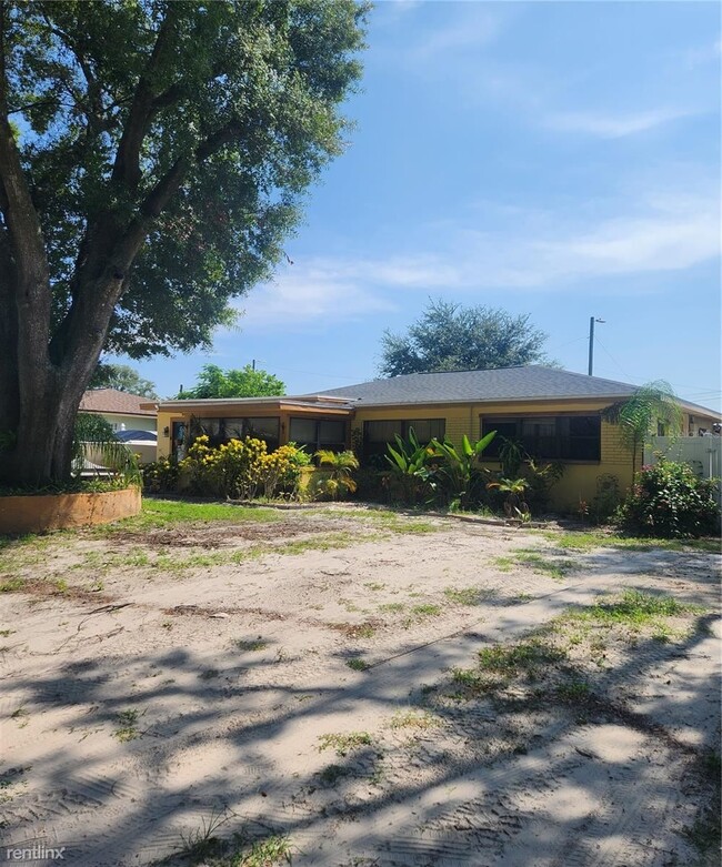 Building Photo - 3 br, 2 bath House - 10411 N Ashley Street