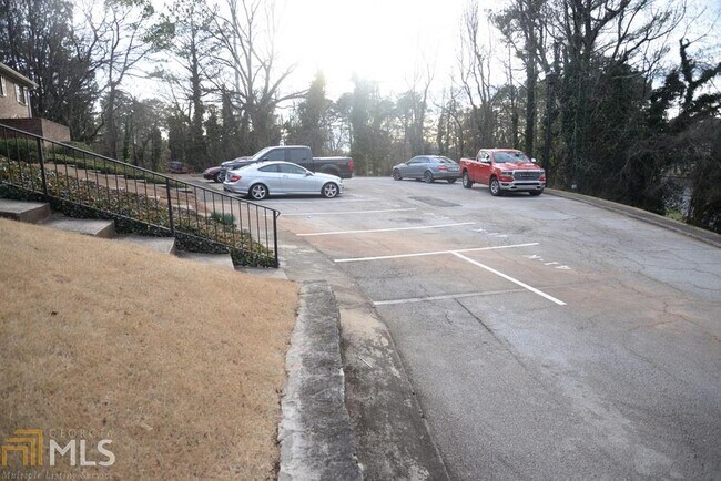 Foto del edificio - 3541 Old Chamblee Tucker Rd