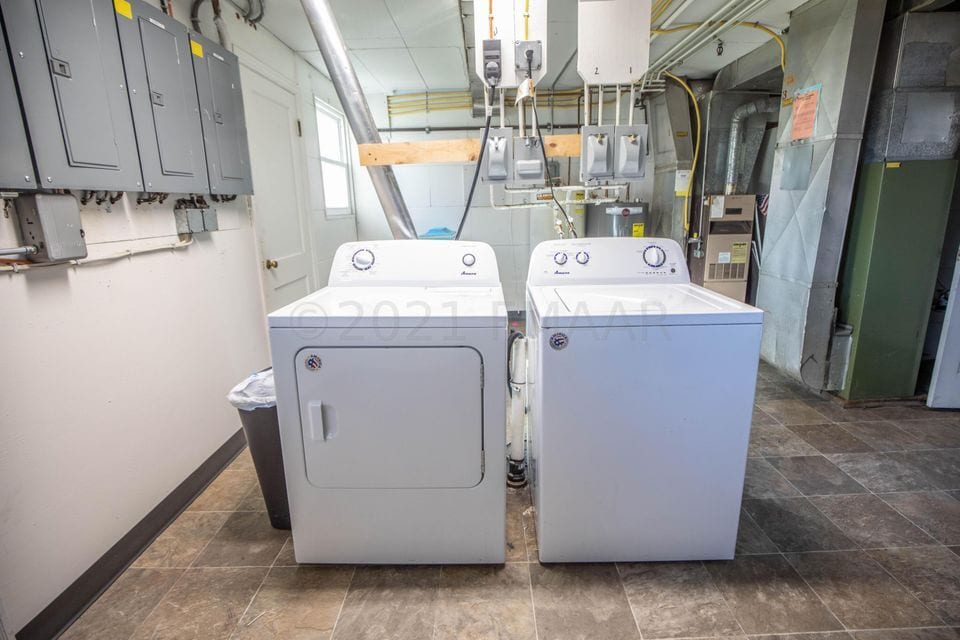 Foto del edificio - 222 16th St S