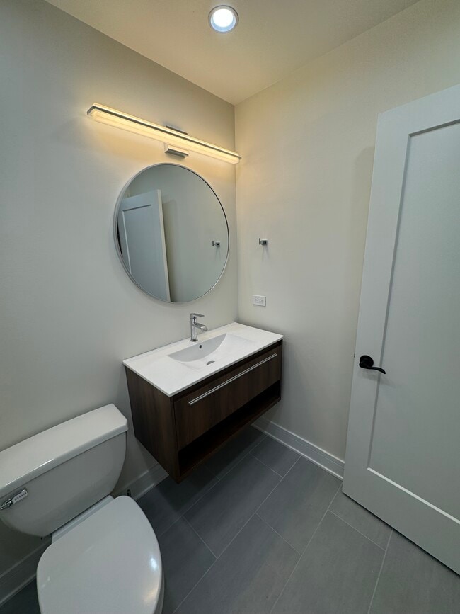 Second Bath - 1071 W 15th St