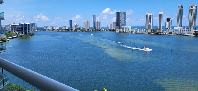 Foto del edificio - 2600 Island Blvd