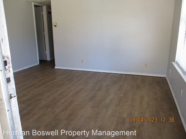 Foto del edificio - 2 br, 1 bath House - 1724 Justin Lyn