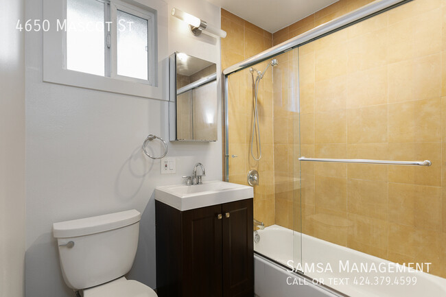 Foto del edificio - 4650 Mascot St