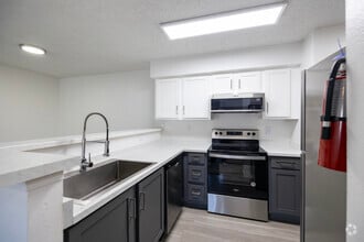 Interior Photo - The June