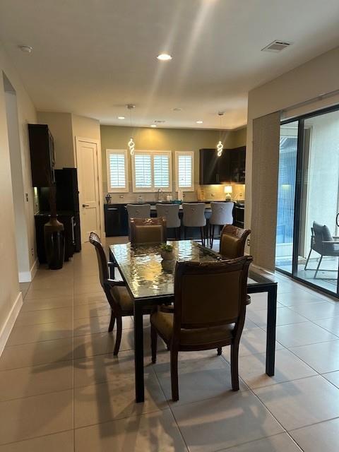 Foto del edificio - 309 Jeffrey David Ln W