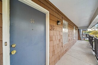 Building Photo - 9009 Gaylord Dr