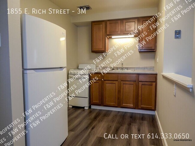Foto del edificio - 1855 E Rich St
