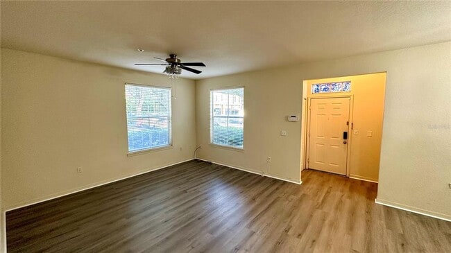 Building Photo - 5975 Westgate Dr