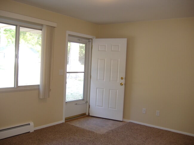 Photo - 717 6th Ave House