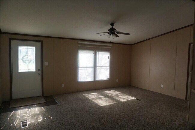 Building Photo - 3815 Sunrise Ln