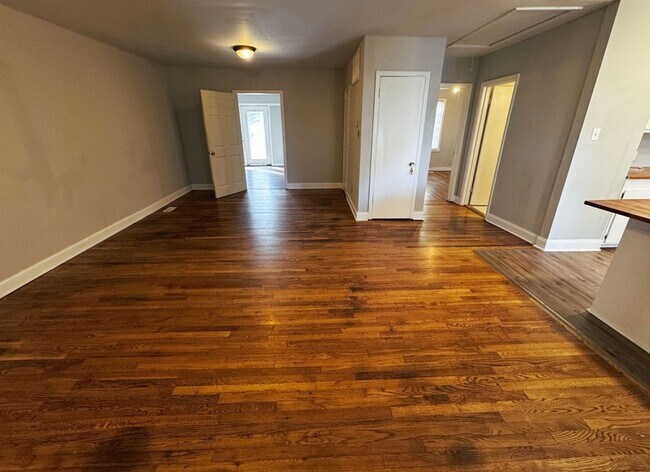 Foto del edificio - 3829 Guernsey Ave