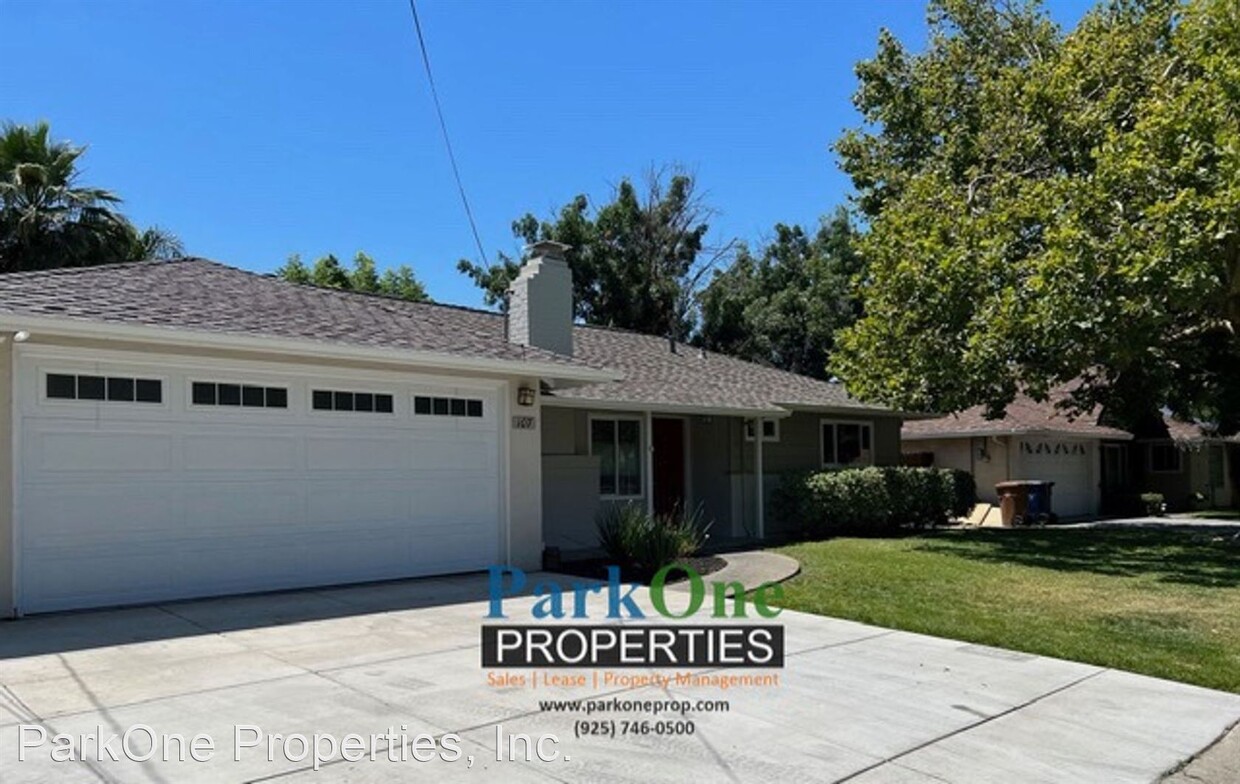 Primary Photo - 3 br, 2 bath House - 107 Cynthia Dr