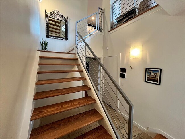 Foto del edificio - 5313 Lillian St