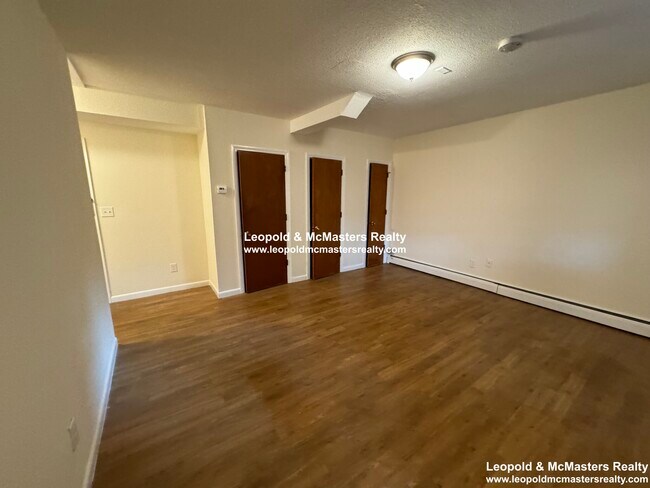 Foto del edificio - 2016 Commonwealth Ave