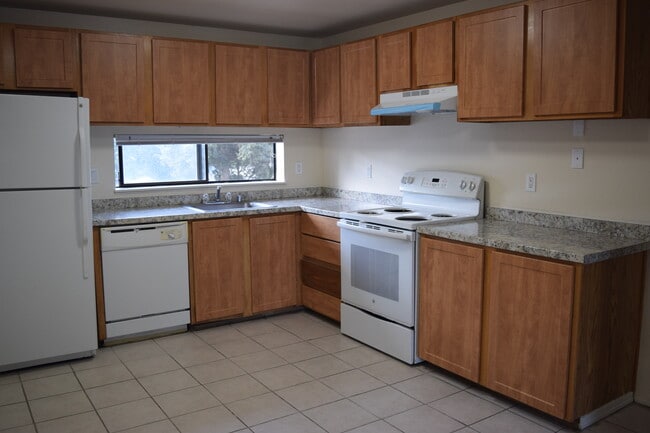 Cocina - Bayview Meadows Apartments