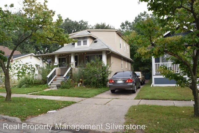 Building Photo - 1529 Silman St