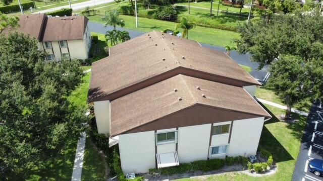 Building Photo - 121 Lake Pine Cir