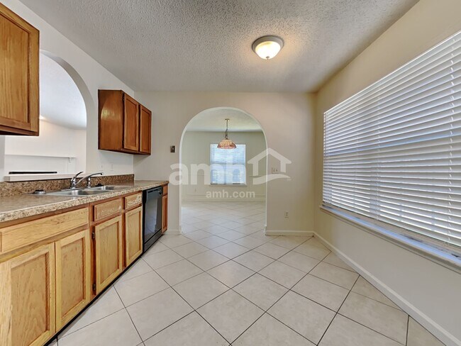 Foto del edificio - 7212 Glendyne Dr S