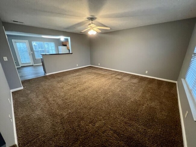 Foto del edificio - 2 Bed, 2.5 Bath Townhome in The Cottages a...