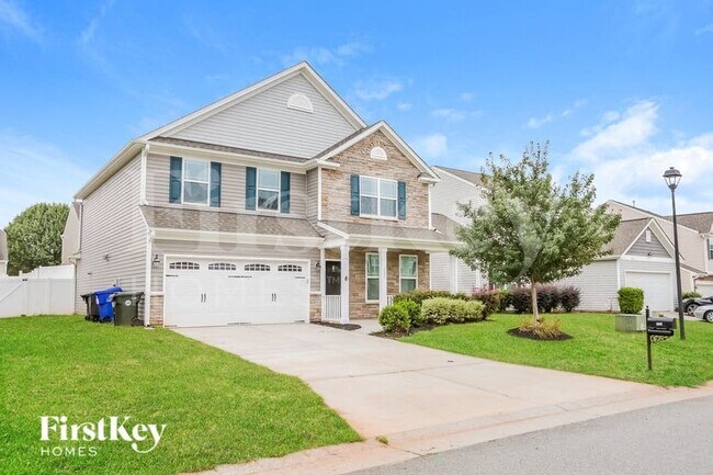 Foto del edificio - 121 Wintergreen Ct