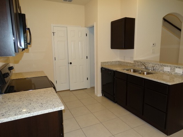 Foto del edificio - 8702 Azul Sky Ct