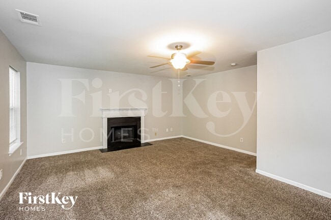 Building Photo - 8605 Royal Bluff Dr