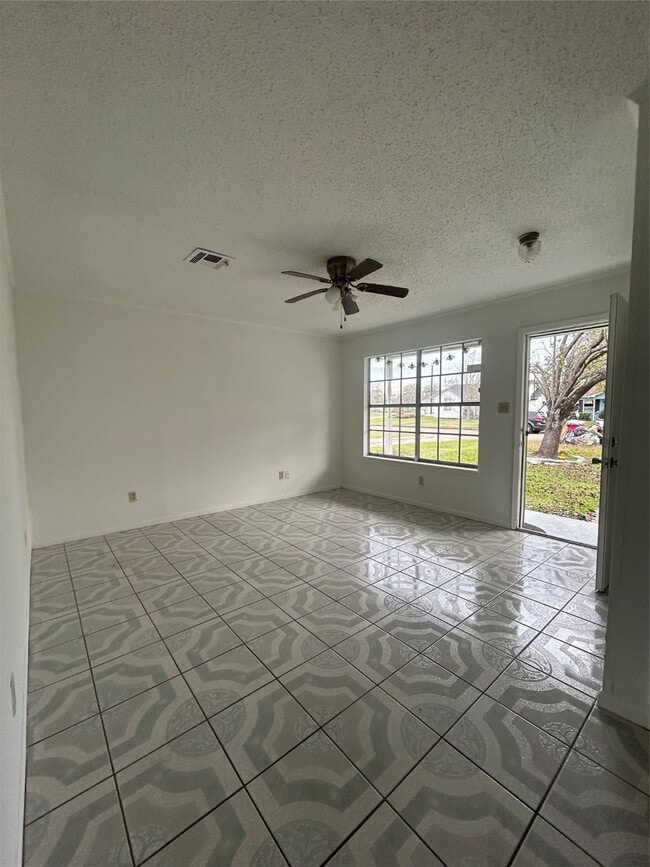 Building Photo - 1710 N Avenue H